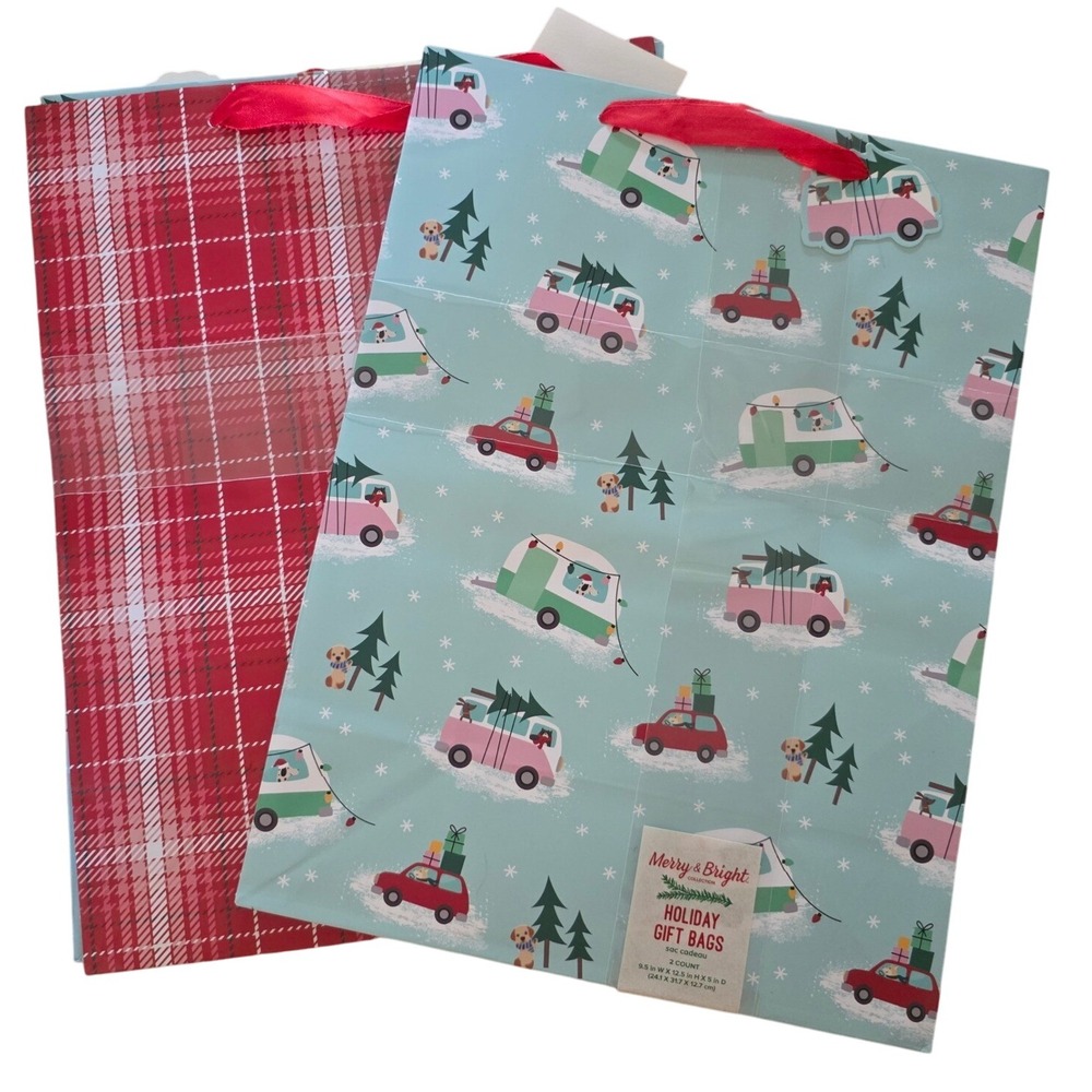 12 Pack Bundle of Merry & Bright Holiday Gift Bags‎ Christmas Camper Plaid Red